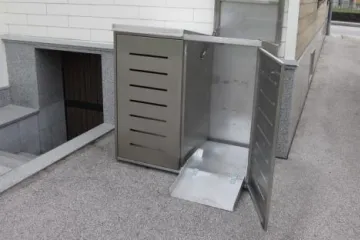 Mülltonnen-Einhausung