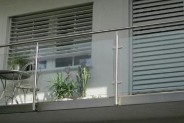 Balkongeländer Niro-Glas