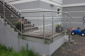 Stiegengeländer für Außentreppe