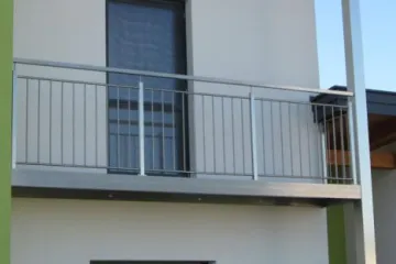 Niro-Terrassenüberdachung mit UG-Markise