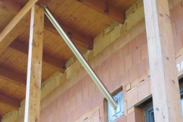 Niro-Dachstuhlabstützung