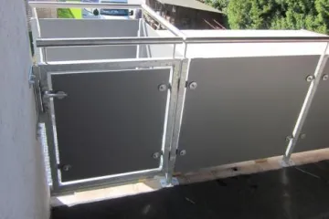 Stiegenkonstruktion mit Geländer