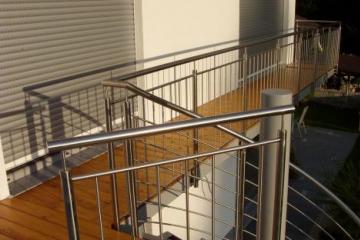 Balkonkonstruktion mit Wendeltreppe